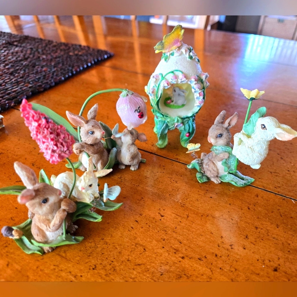 Vintage Resin Bunny/Easter Figures
